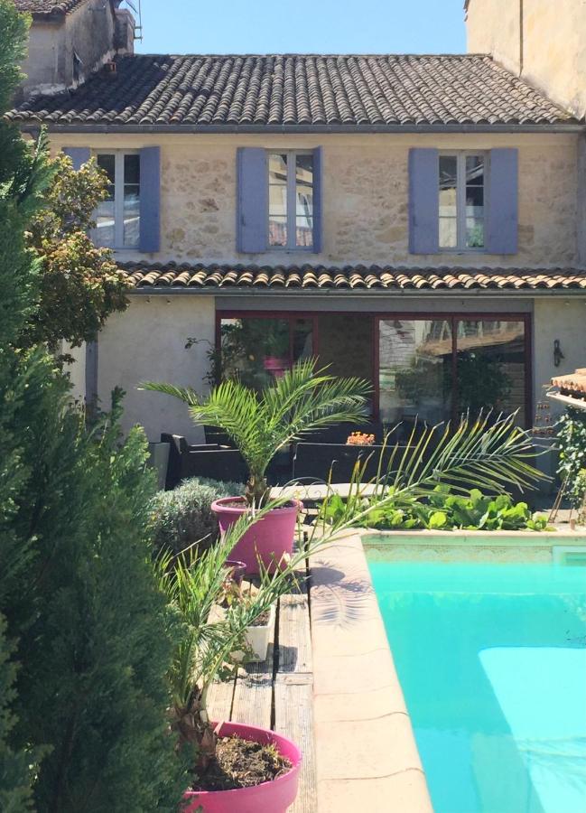 La Maison Du Bourg B&B Puisseguin Eksteriør billede